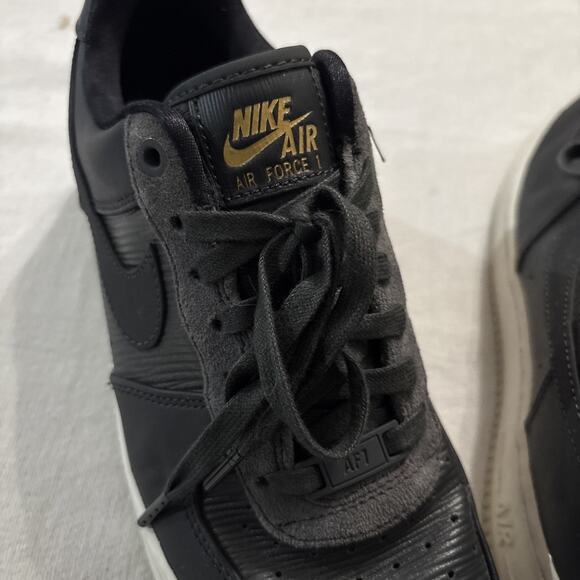 WMNS NIKE AIR FORCE 1 07 LX ANTHRACITE-ANTHRACITE SZ 8.5 [898889-005] - Picture 2 of 8